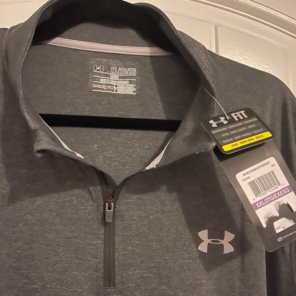 NWT Under Armor Long Sleeve - Picture 2 of 3